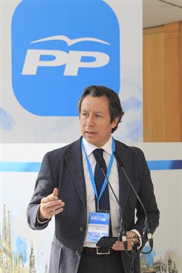 Carlos Floriano en la Convención Nacional del PP