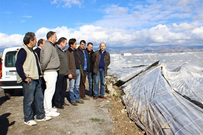 Uno de los invernaderos dañados por el granizo en San Agustín