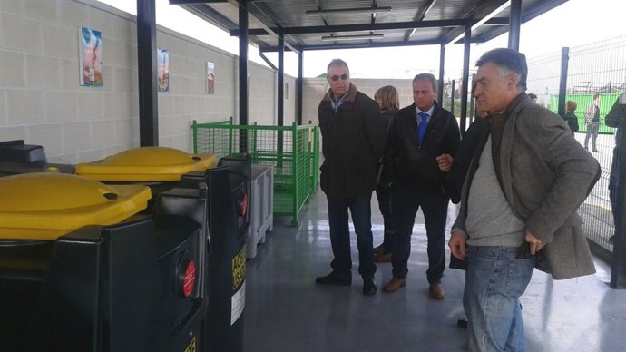 La Junta finaliza el punto limpio de Tarifa