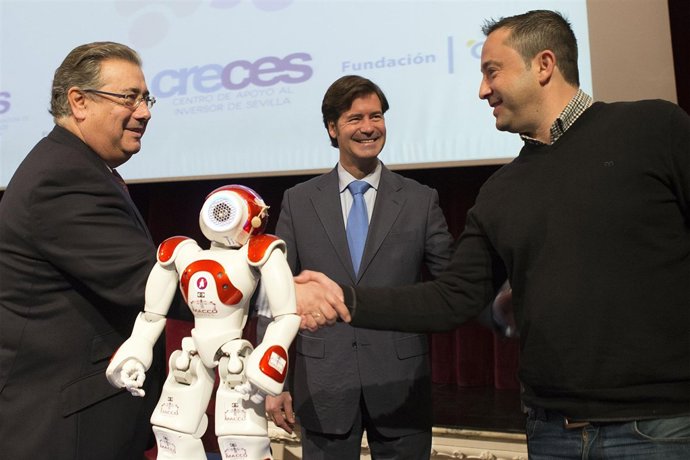 Zoido, inaugurando una jornada empresarial