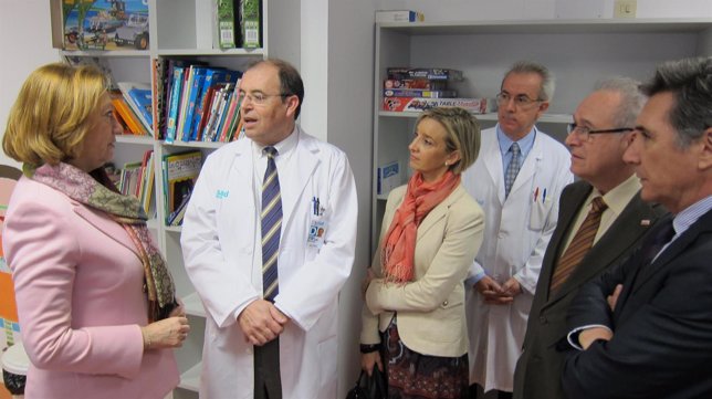 Rudi visita la ampliación de la Unidad de Oncología del Hospital Infantil