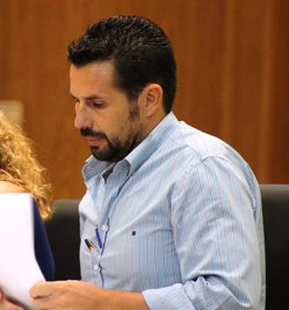Mario Gómez Figal, bandona UPyD y se convierte en concejal no adscrito