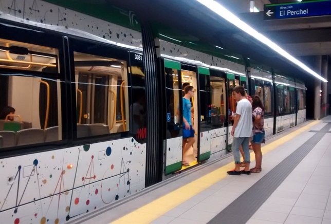 Interior de estación de metro de Málaga Vialia