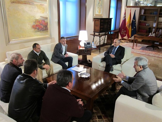 Encuentro entre UPA y Alberto Garre