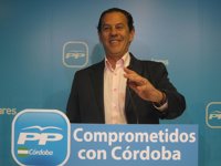 El PP ve "de sentido común" que Monedero, "el señor Billetero", sea investigado por la Universidad Complutense