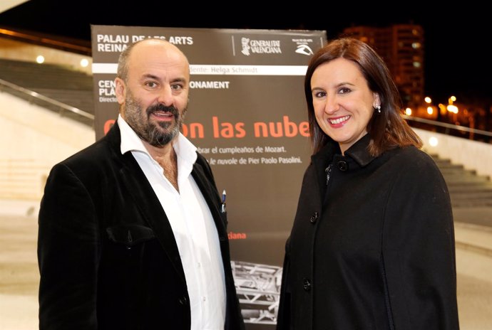 Davide Livermore y María José Català