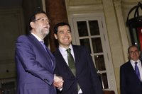 Rajoy acusa a Díaz de "utilizar" Andalucía como "trampolín para otros fines alejados del interés" de la gente