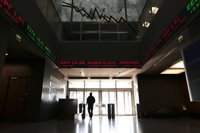 El interés de la deuda griega sube y la Bolsa de Atenas cae un 8%