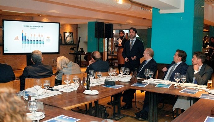 Alonso, con los empresarios