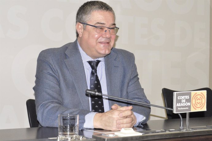 El portavoz del PP-Aragón, Antonio Torres.