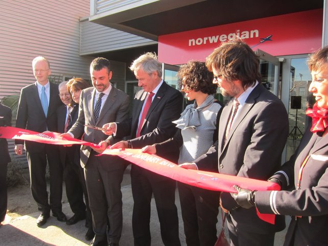 Inauguración de las oficinas de Norwegian en El Prat