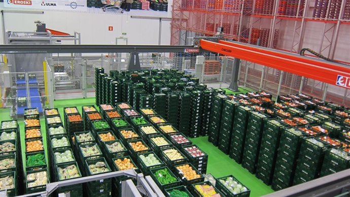 Nave de Eroski en Plaza