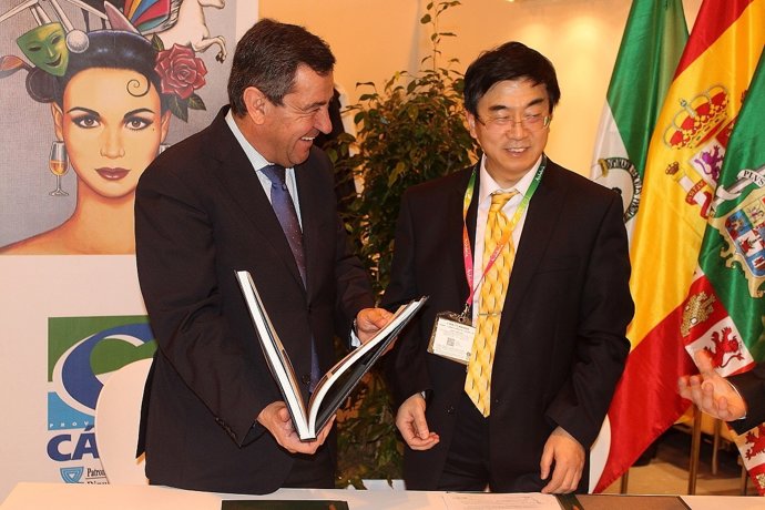 El Patronato Provincial de Turismo de Cádiz firma un acuerdo con CBN