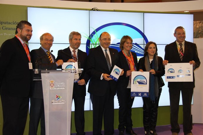 Presentación distintivo cruceros