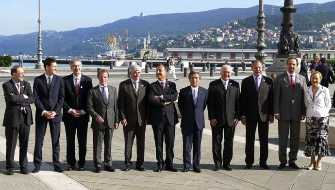 Los ministros de Exteriores de los países del G 8