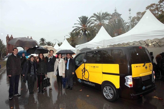 Presentación del primer taxi 100% eléctrico de Barcelona