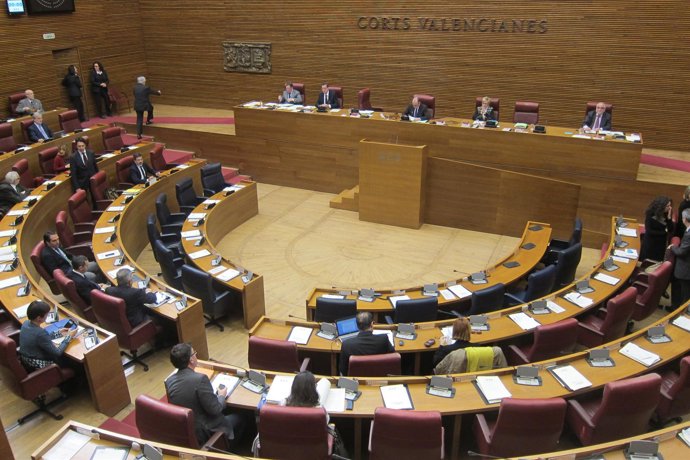Diputados en las Corts este jueves