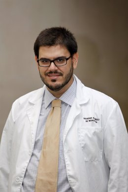 El neurólogo Hernando Pérez Díaz, coordinador de la SEEN