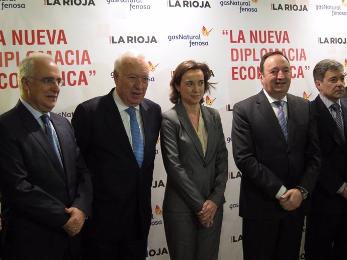 Margallo, con Sanz, Ceniceros y Cuca Gamarra