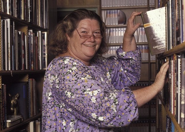 Muere Colleen McCullough, autora de la novela 'El pájaro espino'