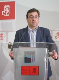 Vara pide respeto para "el tiempo de Pedro Sánchez"