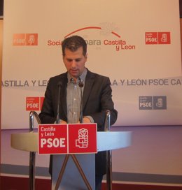 El secretario regional del PSOE tras el Consejo Territorial 