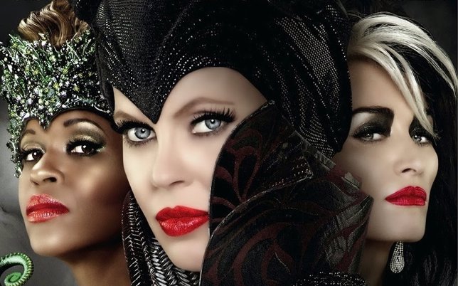 Kristin Bauer, Merrin Dungey y Victoria Smurfit en Once Upon A Time