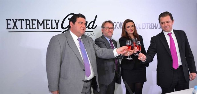 Del Moral y Elisa Cruz