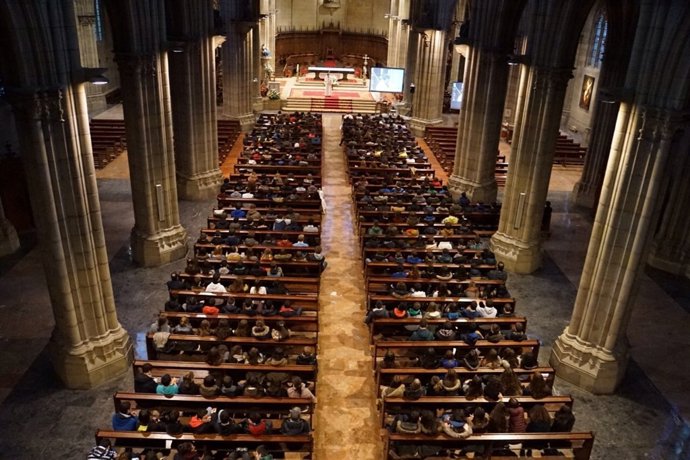Acto de Munilla con jóvenes. 