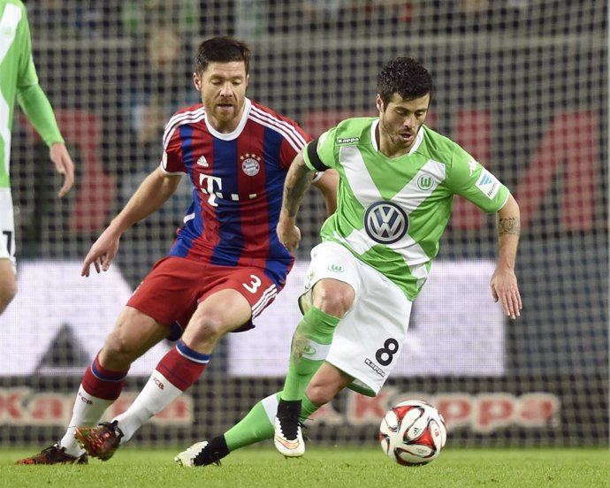 El Wolfsburgo golea al Bayern y reanima la Bundesliga