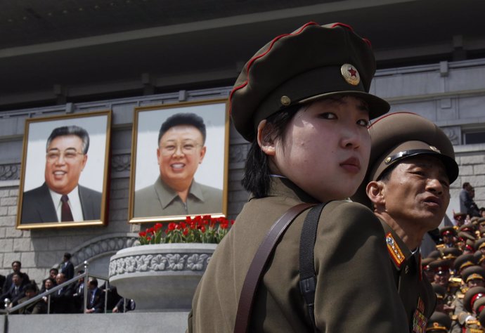 Mujeres del Ejército norcoreano 