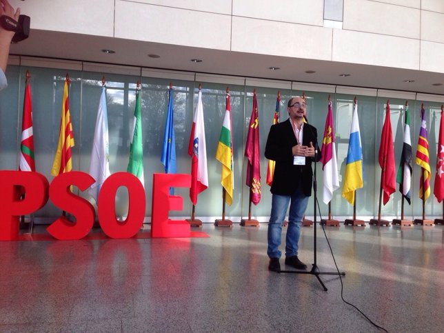 Javier Lambán en la Conferencia Autonómica del PSOE.