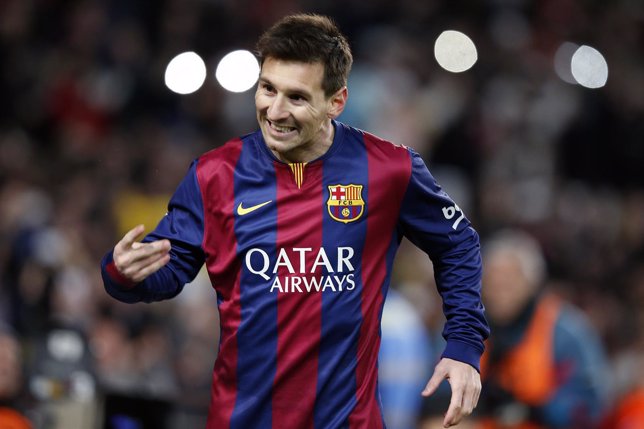 Messi aventaja al Barça ante el Atleti en una ida brusca