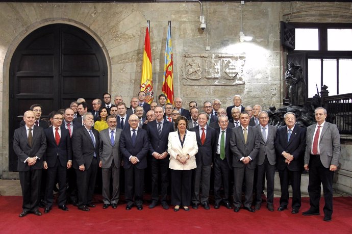 Reunión del ministro Montoro con empresarios valencianos en el Palau