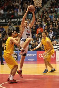 El Rio Natura Monbus no falla en casa