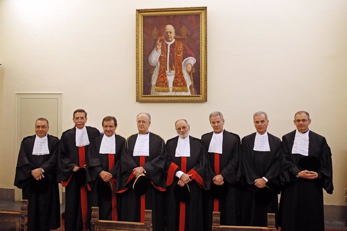 Miembros del Tribunal de la Ciudad del Vaticano