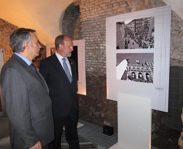 Inauguración de 'Plenilunio de Primavera' en Roma en 2011