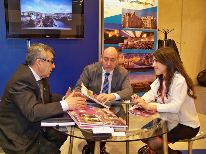 Encuentro Isabel Alonso en Fitur.