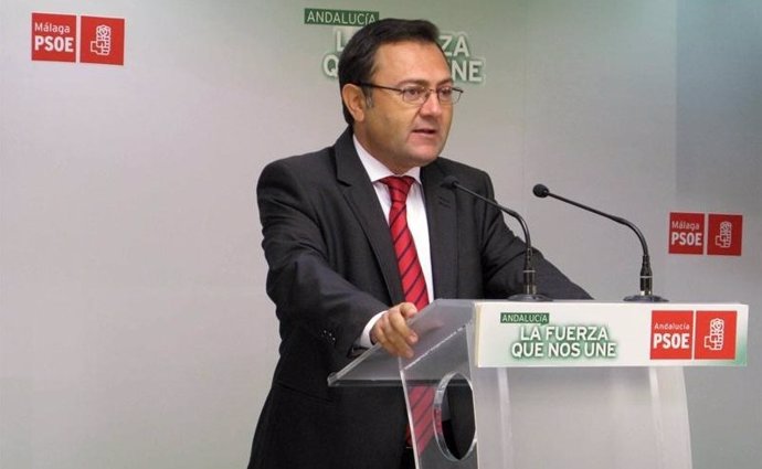El secretario general PSOE Málaga, Miguel Ángel Heredia