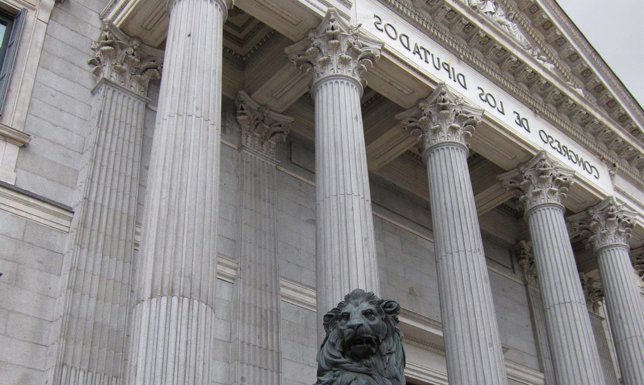 Fachada Del Congreso De Los Diputados