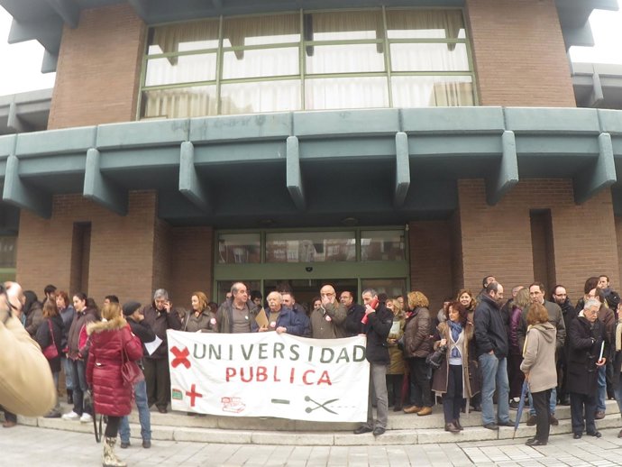 Concentración ante rectorado