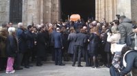 El funeral de Lara reúne a máximas personalidades de la cultura, la política y la economía