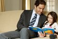 La importancia de los padres en el desarrollo de la lectura en los niños