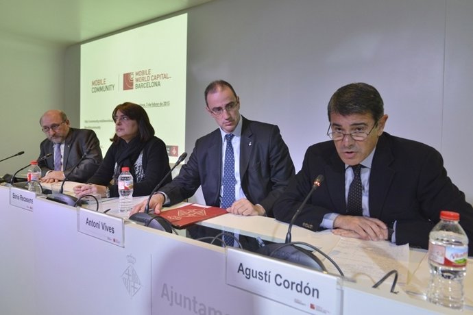 Pere Torres(Generalitat) Sònia Recasens,Antoni Vives (Ayto) Agustí Cordón (MWCB)