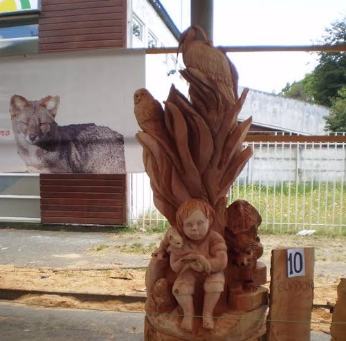 escultura de árbol