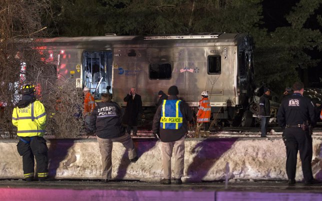 varios muertos en choque de tren en Nueva York
