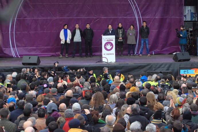 Pablo Iglesias ofrece un discurso en la Puerta del Sol