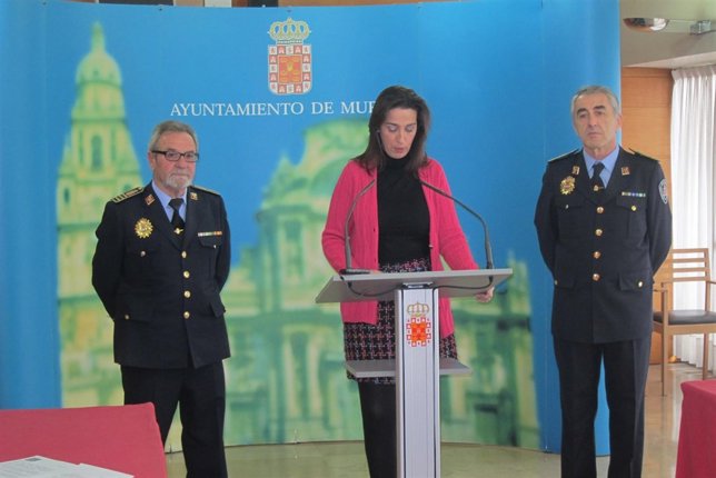 Nuria Fuentes en la rueda de prensa