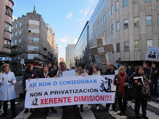 Cacerlada en el Xeral en Vigo