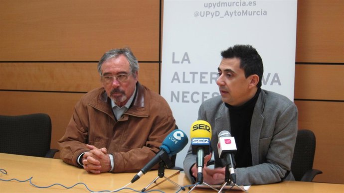 Rubén Juan Serna y José Antonio Sotomayor en rueda de prensa